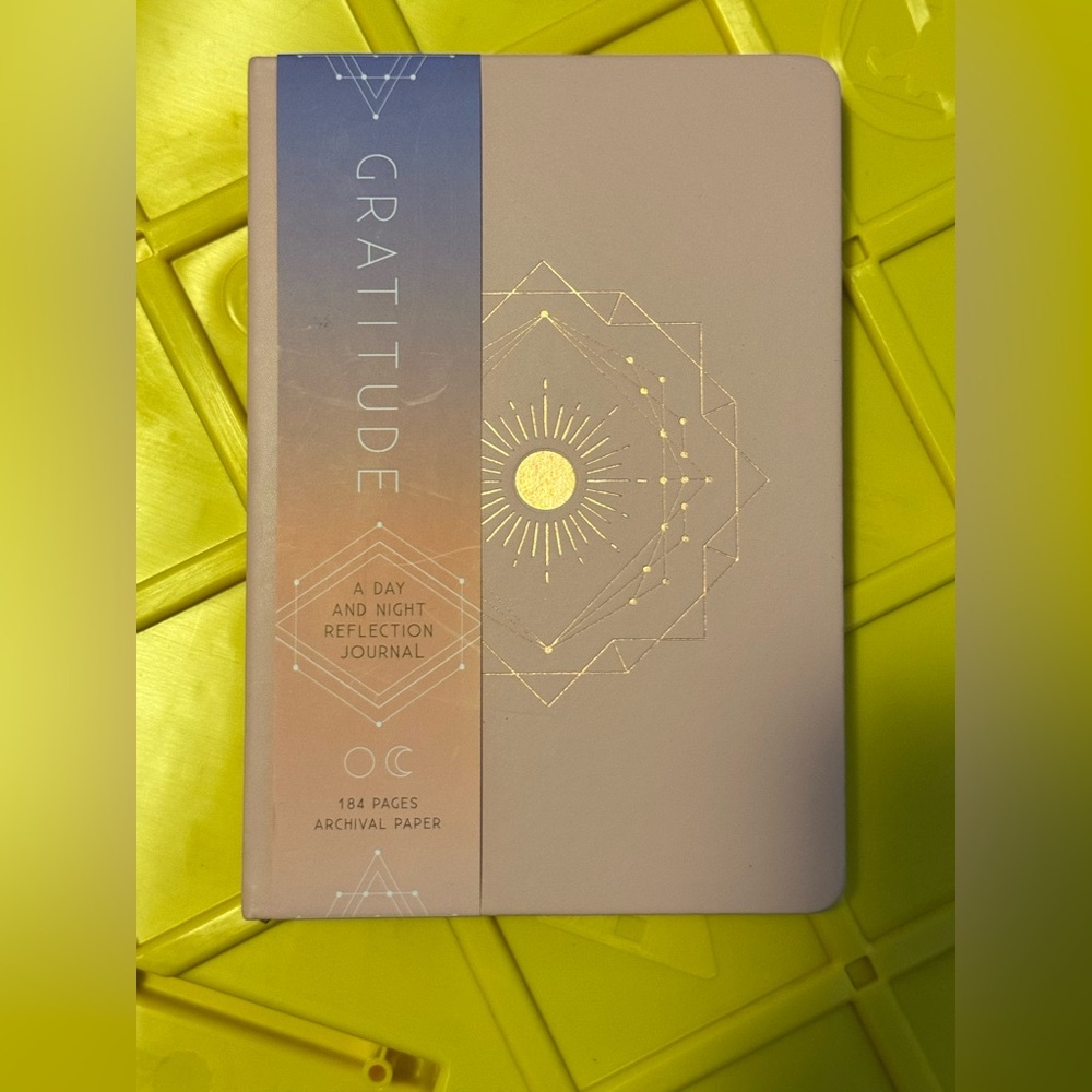 BNWT Gratitude Journal